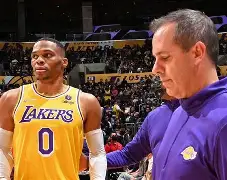 东亚劲旅客场逆转获胜，小组第二已无悬念的简单介绍