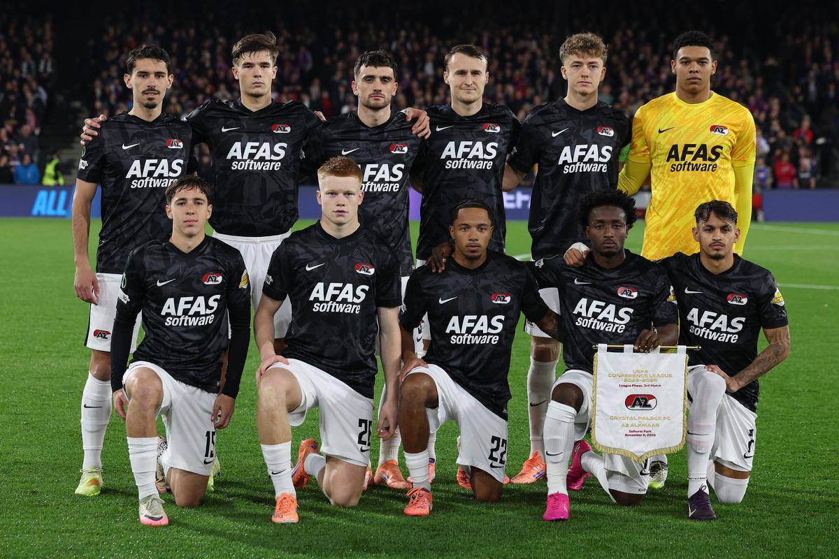 包含多特蒙德遭遇连败，赛季前景蒙上阴影的词条